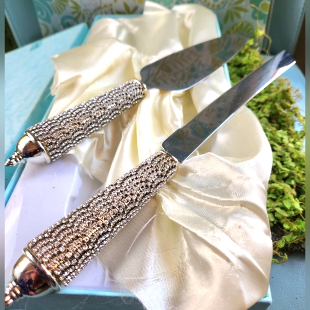 ALAN LEE Collection HIS & HERS Elegance WEDDING BLINGY Knife & Cake Cutter  NIB